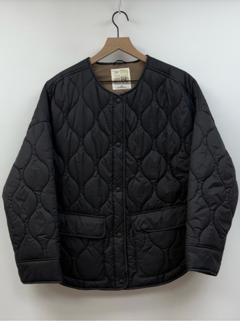 Women's Black Quilted Puffer Jacket - Lightweight Snap-Front
